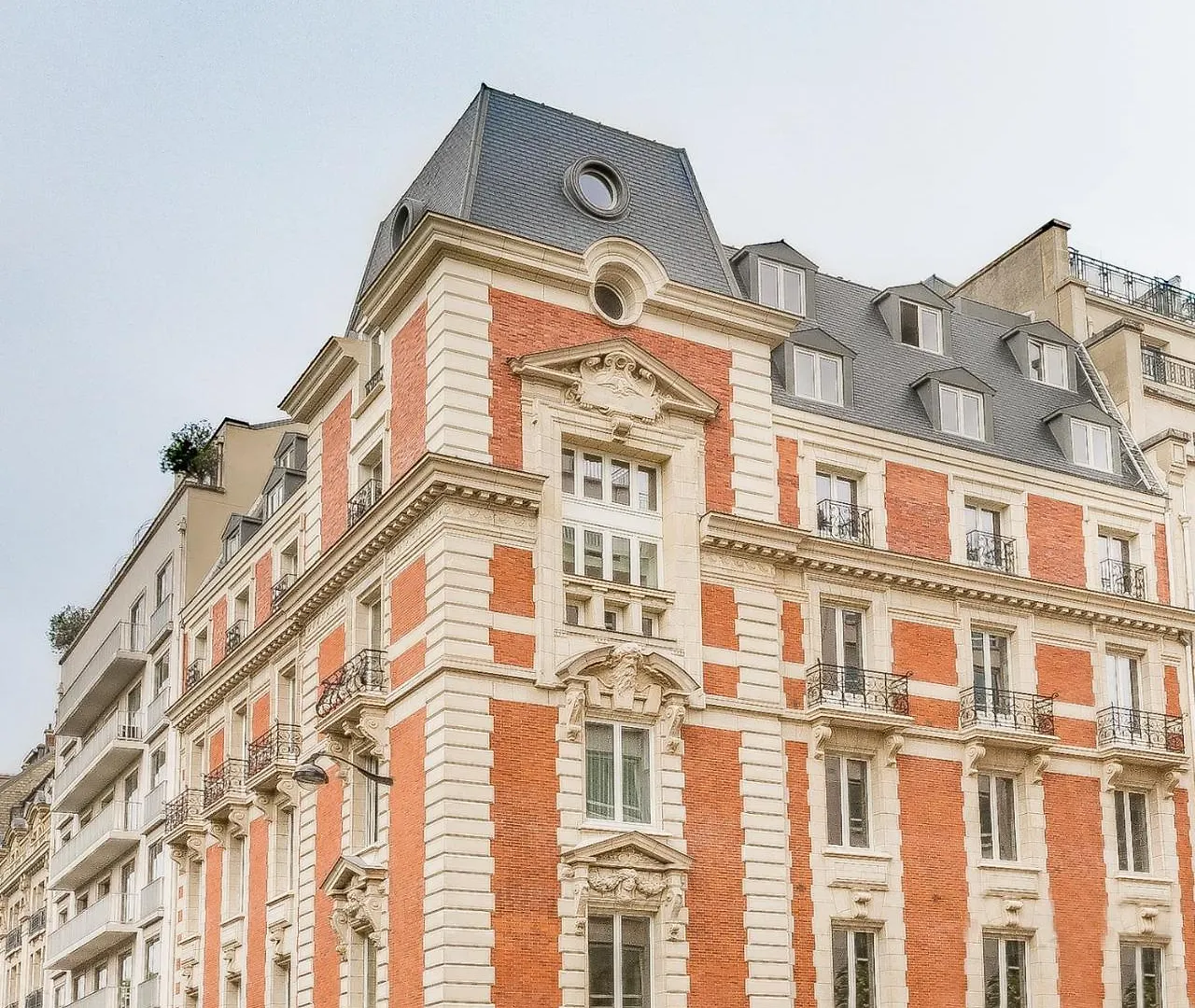 Hotel Le Damantin & Paris